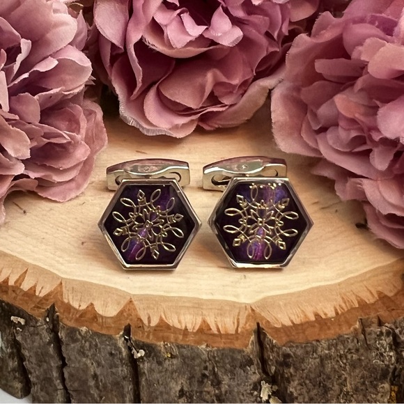 Stunning French Inspired Engraved Purple Hexagon Cufflinks - Picture 10 of 16